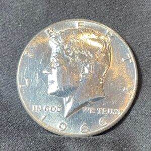 1966 Kennedy half dollar Gem 40% Silver